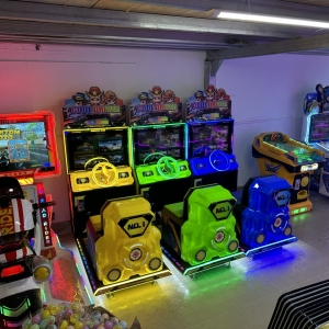 Cho thuê máy bắn cá, máy đập chuột cho siêu thị